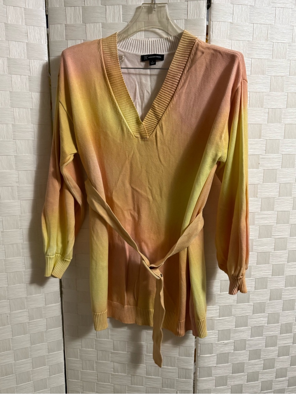 INC International Concepts Peach & Yellow Gradient V-Neck Belted Sweater